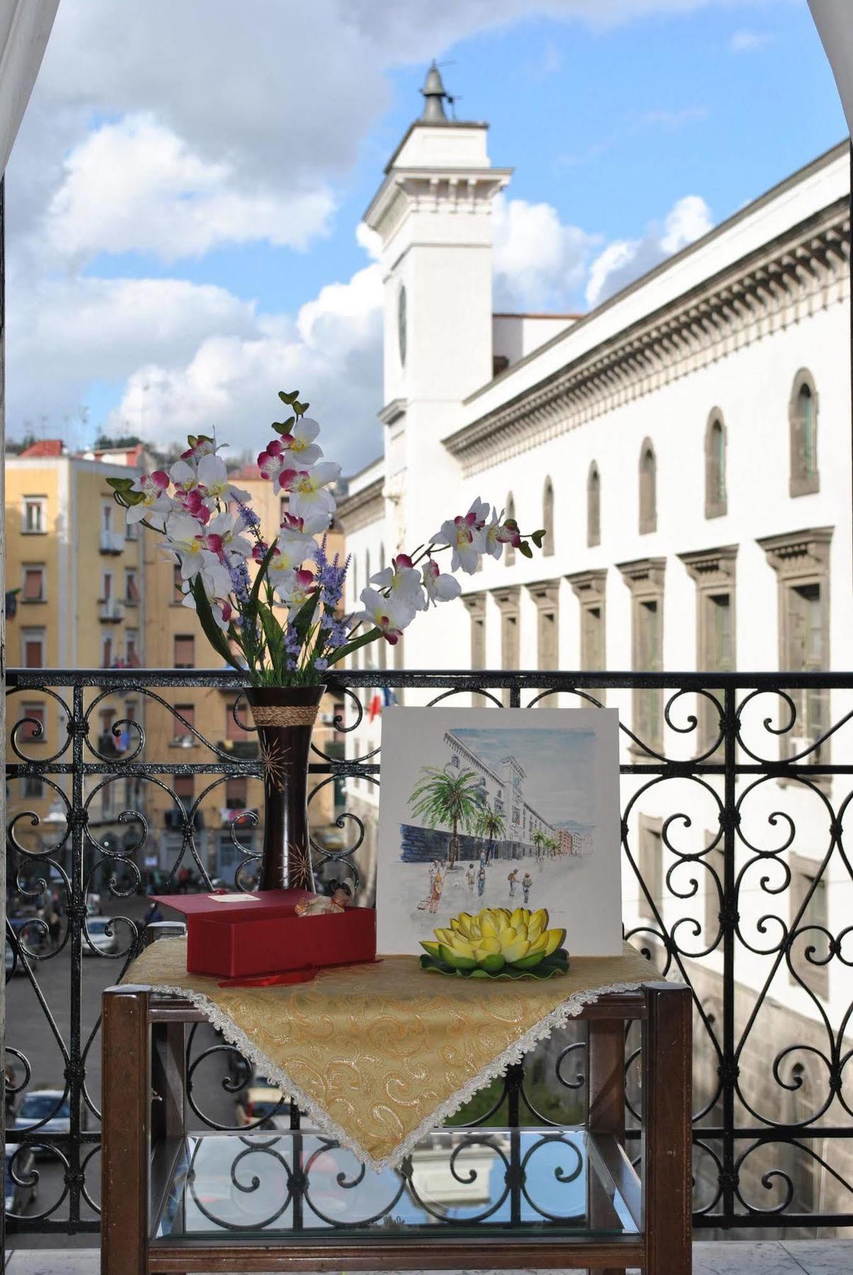 Bed & Breakfast A Castel Capuano ナポリ エクステリア 写真