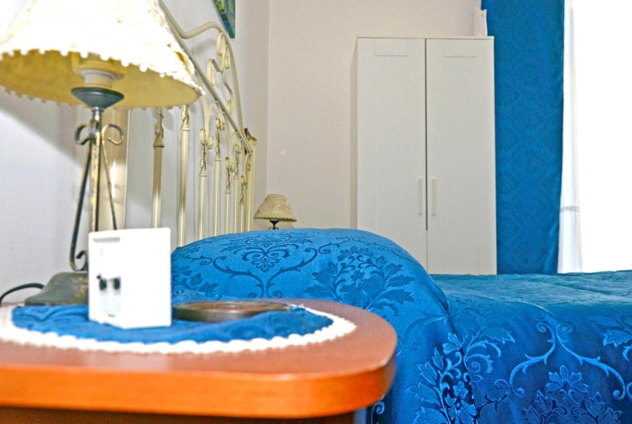 ナポリ Bed & Breakfast A Castel Capuano Bed & Breakfast エクステリア 写真